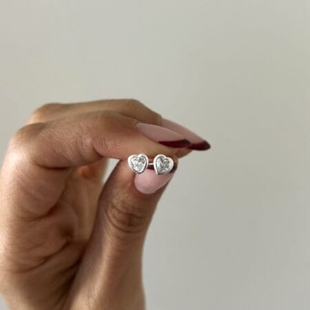 Caravanas puntos de luz corazón plata 925
