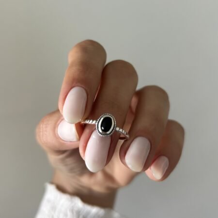 Anillo ovalado piedra onix plata 925