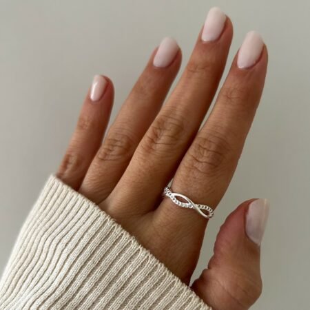 Anillo entrelazado cubic plata 925