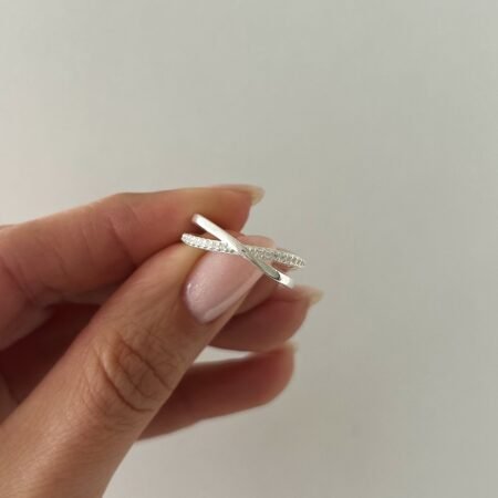 Anillo cruzado cubic plata 925