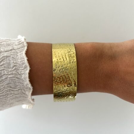 Brazalete ancho texturado Bronce