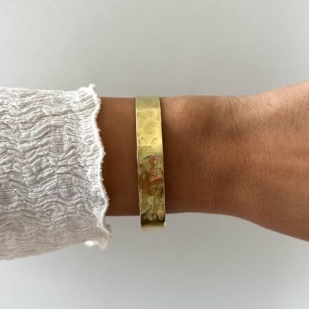 Brazalete fino texturado bronce