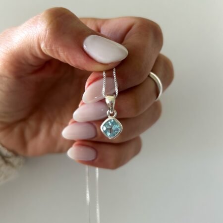 Colgante dije piedra topacio plata 925