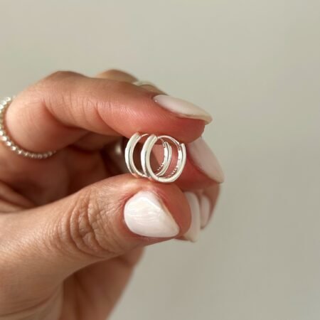 Aros huggies básicos 12 mm plata 925