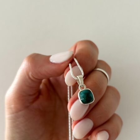 COLGANTE DIJE PIEDRA ESMERALDA CUADRADO PLATA 925